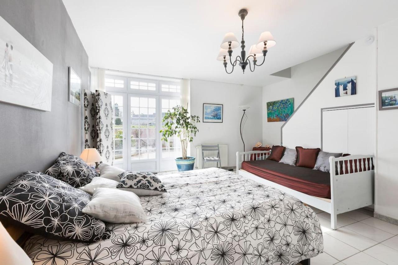 Chambres D'Hotes - Les Palmiers Corseul Ngoại thất bức ảnh